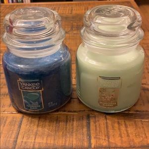 2 Yankee Candles